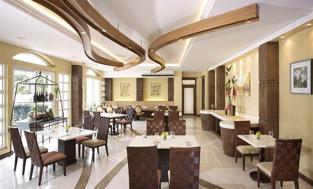 Hotel Venezia Legazpi Ngoại thất bức ảnh