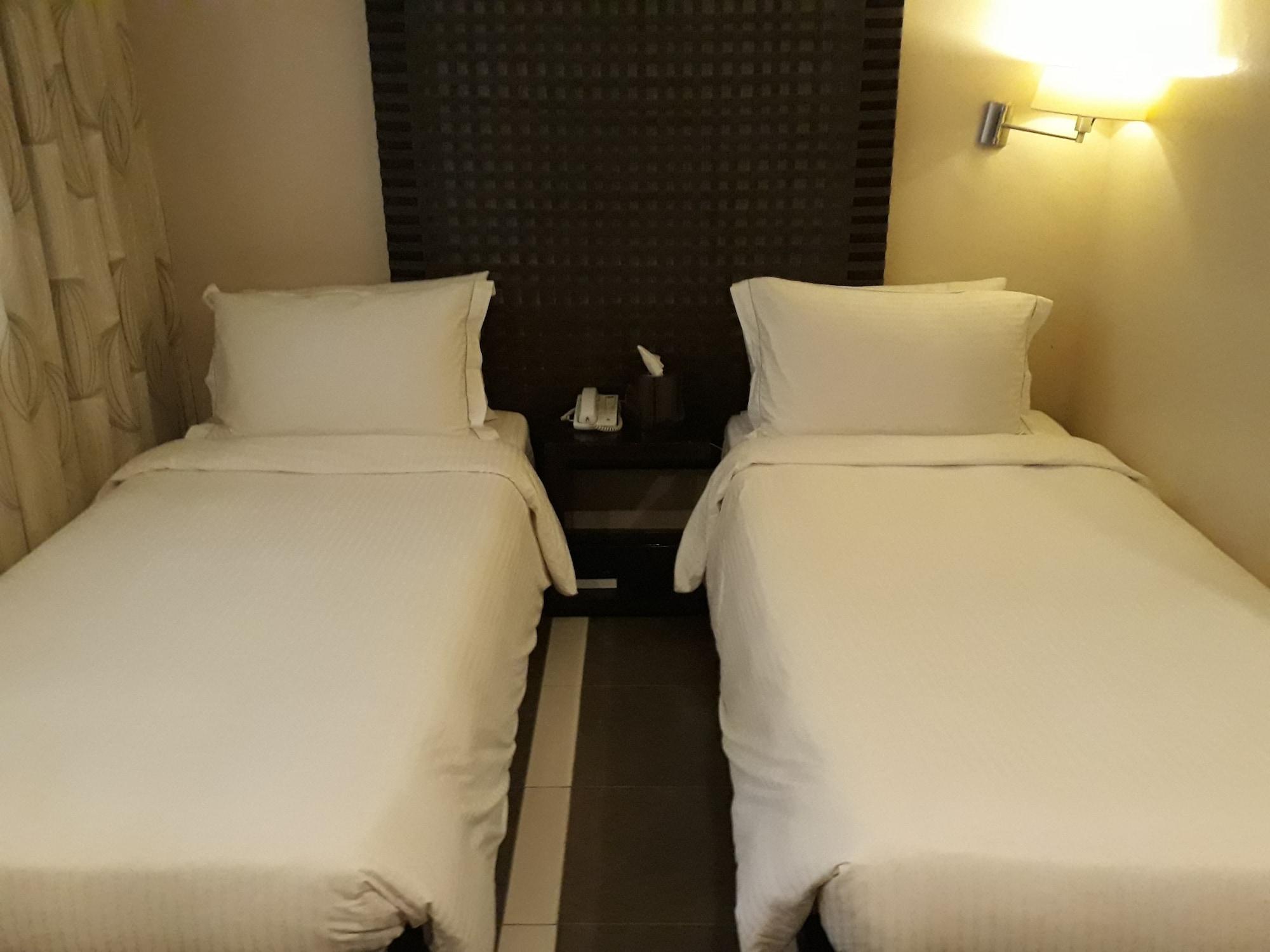 Hotel Venezia Legazpi Ngoại thất bức ảnh