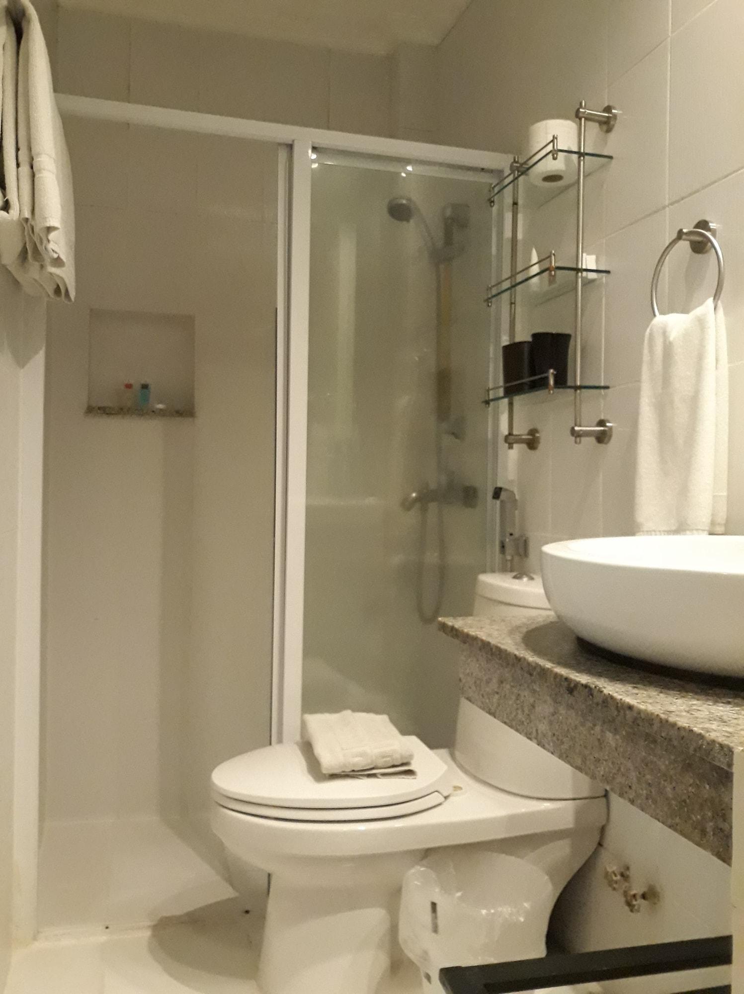 Hotel Venezia Legazpi Ngoại thất bức ảnh